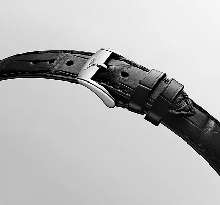 Longines Conquest Heritage 40mm L1.650.4.52.0