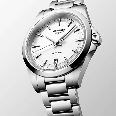 Longines Conquest Quartz 38mm L3.750.4.12.6