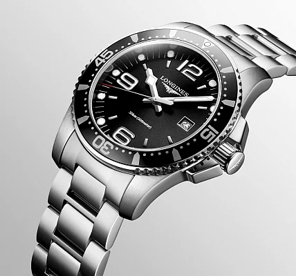 Longines HydroConquest Quartz 44mm L3.840.4.56.6