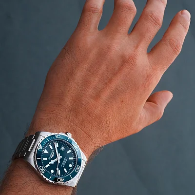 Longines HydroConquest Ceramic 42mm L3.788.4.96.6