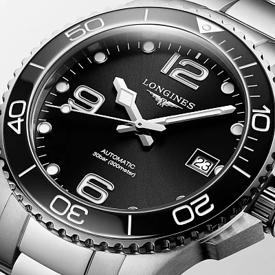Longines HydroConquest Ceramic 39mm L3.780.4.56.6