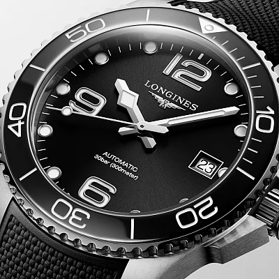 Longines HydroConquest Ceramic 39mm L3.780.4.56.9