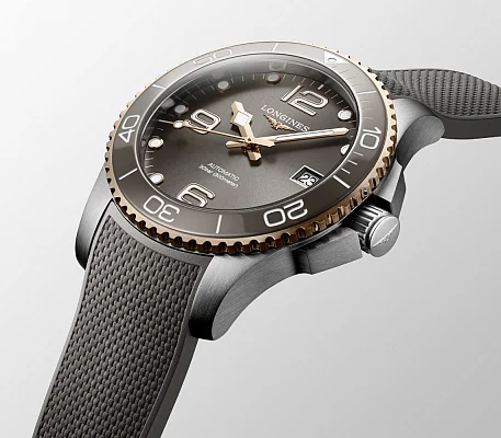 Longines HydroConquest Ceramic 39mm L3.780.3.78.9
