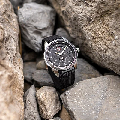Luminox Atacama Adventurer 1760 Series XL.1761