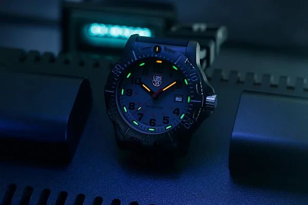 Luminox Black Ops Carbon 8880 Series XL.8882.F