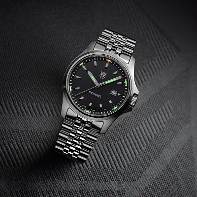 Luminox Dress Field Quartz Date 2520 Series XL.2521
