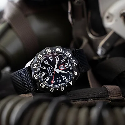 Luminox F-117 Nighthawk GMT 6400 Series XA.6421