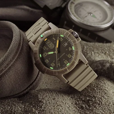 Luminox Leatherback Sea Turtle Giant 0320 Series Desert Sand XS.0326