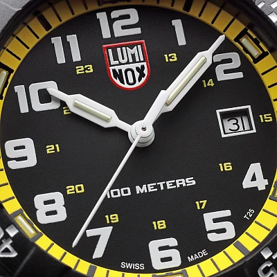 Luminox Leatherback Sea Turtle Giant 0320 Series Yellow XS.0325