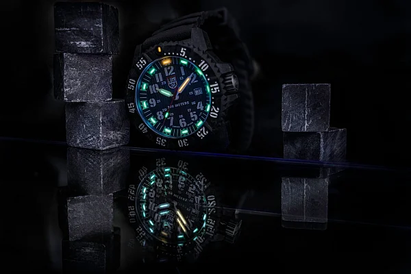 Luminox Master Carbon SEAL 3800 Series XS.3801.L
