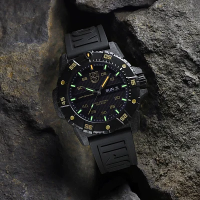 Luminox Master Carbon SEAL Automatic 3860 Series Limited Edition Gold XS.3865.GOLD