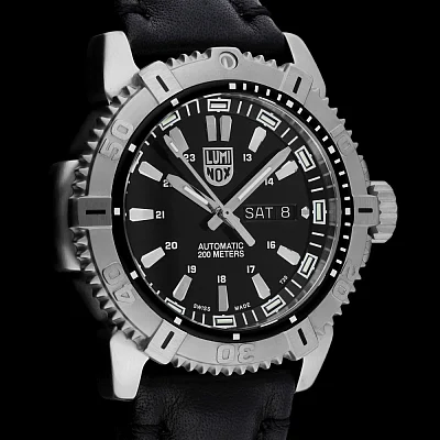 Luminox Modern Mariner Automatic 6500 Series XS.6501.NV