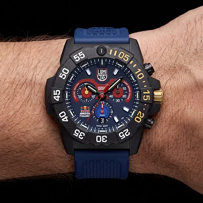 Luminox Navy SEAL Chrono 3580 Series Red Bull Ampol Edition XS.3581.ARB.N