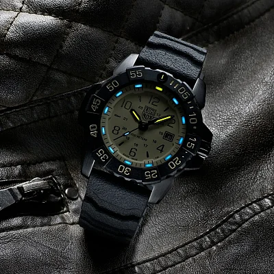 Luminox Navy SEAL RSC 3250 Series Navy SEAL Foundation Special Edition XS.3251.CB.NSF.2