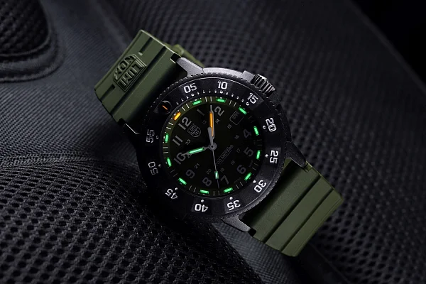 Luminox Original Navy SEAL 3000 Series Camo Green Sapphire XS.3013.EVO.S