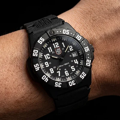 Luminox Original Navy SEAL 3500 Series Diver Watch XS.3551