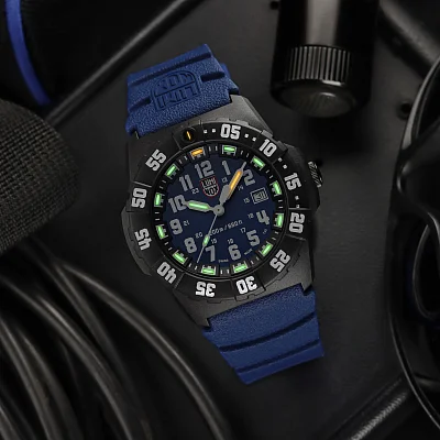 Luminox Original Navy SEAL 3550 Series Diver Watch XS.3553