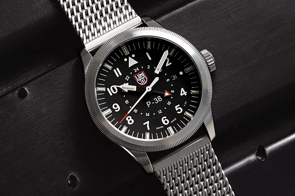 Luminox P-38 Lightning 9520 Series Mesh XA.9522