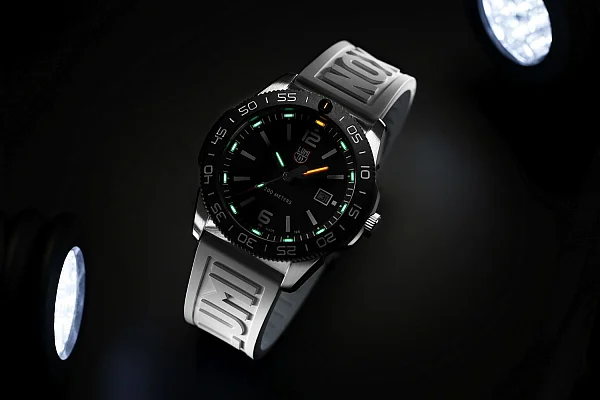 Luminox Pacific Diver 3120 Series XS.3121.WF