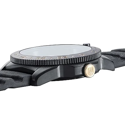 Luminox Pacific Diver 3120 Series Gold Limited Edition XS.3121.BO.GOLD