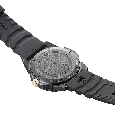 Luminox Pacific Diver 3120 Series Gold Limited Edition XS.3121.BO.GOLD
