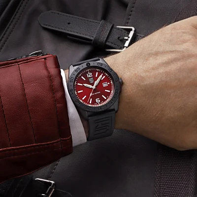 Luminox Pacific Diver 44mm Black PVD Red Dial XS.3135.B