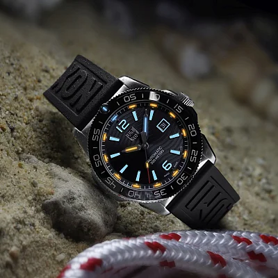Luminox Pacific Diver Automatic 3100 Series Midnight Mariner XS.3101