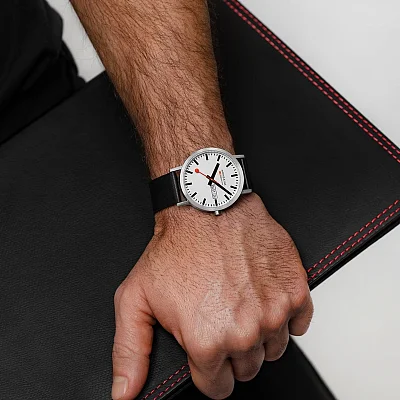 Mondaine SBB Classic Day-Date A667.30360.11SBBV