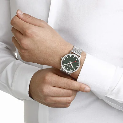 Mondaine SBB Classic Mesh A660.30360.60SBJ