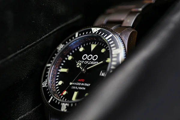 OUT OF ORDER Auto 2.0 Black OOO.001-16.2.NE