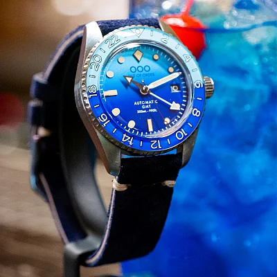 OUT OF ORDER Shaker Automatic GMT Bomba Blu OOO.001-25.BB