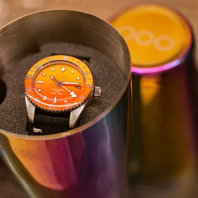 OUT OF ORDER Shaker Automatic GMT Sex on the Beach OOO.001-25.SOTB