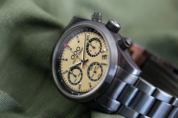 OUT OF ORDER Sporty Cronografo Cream Quartz OOO.001-23.CR.AC