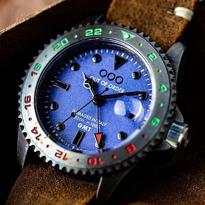 OUT OF ORDER Swiss GMT Roma Capitale Quartz OOO.001-19.RC