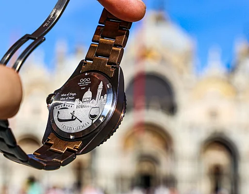 OUT OF ORDER Swiss GMT Venezia Quartz OOO.001-19.VE