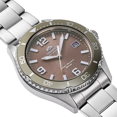 Orient Orient Gent Quartz Solar Mako RA-WJ0004Y10B
