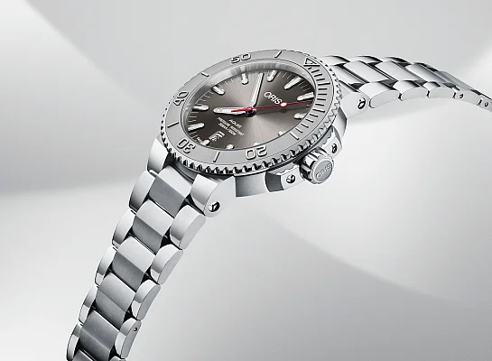 Oris Aquis II Date Relief 01 733 7730 4153-07 8 24 05PEB