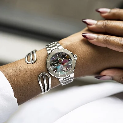 Oris Aquis Lady Date Upcycle Special Edition 01 733 7770 4150-Set