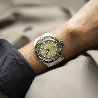 Oris Divers Sixty-Five Green 01 733 7707 4057-07 8 20 18