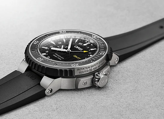 Oris ProDiver Date GMT 01 748 7748 7154-07 4 26 74TEB
