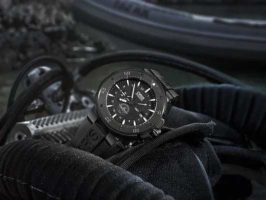 Oris ProDiver Force Recon GMT 01 747 7715 7754-Set