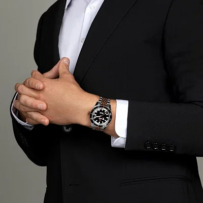 Rado Captain Cook Gent Automatic 42mm Rose Gold R32137153