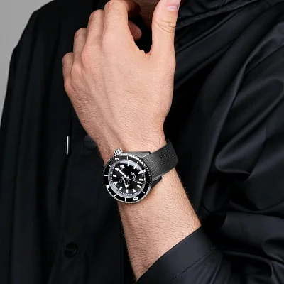 Rado Captain Cook High-Tech Ceramic Diver Gent Automatic 43mm R32129158