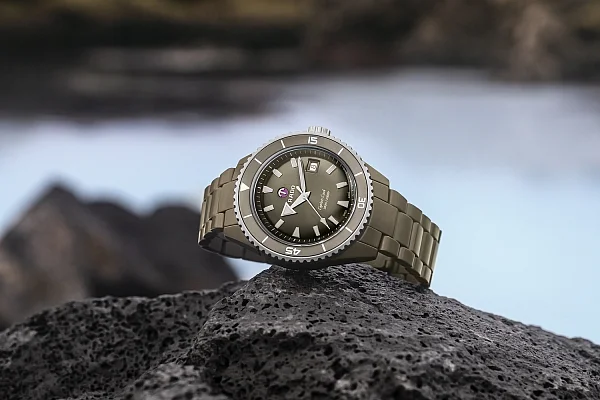 Rado Captain Cook High-Tech Ceramic Diver Gent Automatic 43mm R32130312