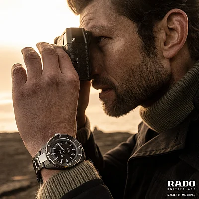Rado Captain Cook High-Tech Ceramic Diver Gent Automatic 43mm Plasma R32144102