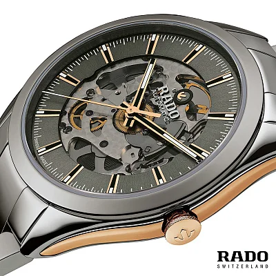Rado HyperChrome Gent Automatic Skeleton XL Plasma R32021102
