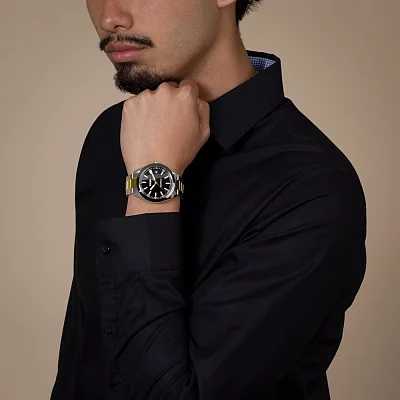 Rado HyperChrome Gent Quartz XL R32280153