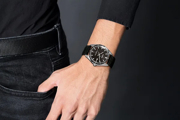 Rado HyperChrome Gent Quartz XXL Black Leather R32502155