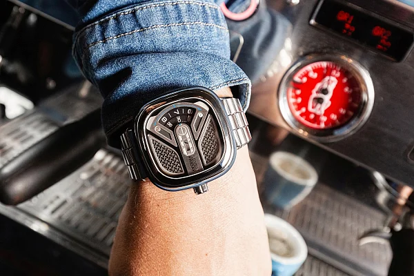 SEVENFRIDAY M1B/01M URBAN EXPLORER Automatic SF-M1B/01M