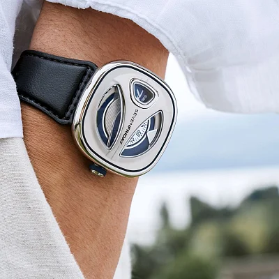SEVENFRIDAY ME1/01 Automatic SF-ME1/01